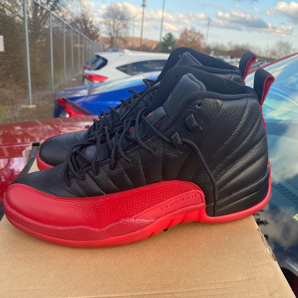 Air Jordan 12 2016 Flu Game Size 13